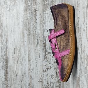 🟪Like New J Shoes Bronze Pink Leather Sneaker
